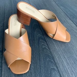 MOVING SALE 🔥 Woman shoes Michael Kors